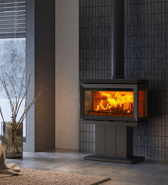 Jotul F 620 P Wood Burning Ecodesign Stove in living room