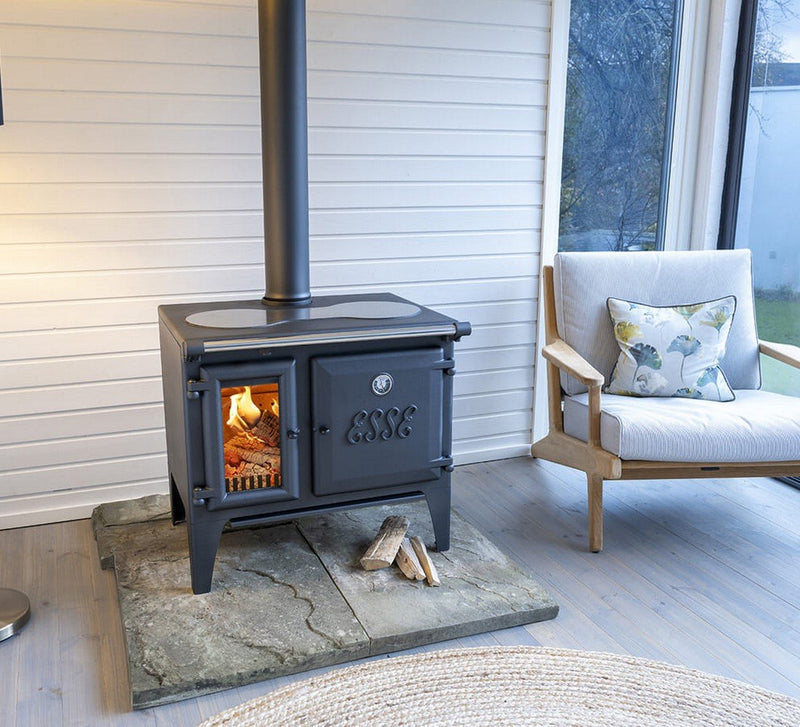 Load image into Gallery viewer, Esse Lightheart Wood Burning Ecodesign Range Cooker garden room
