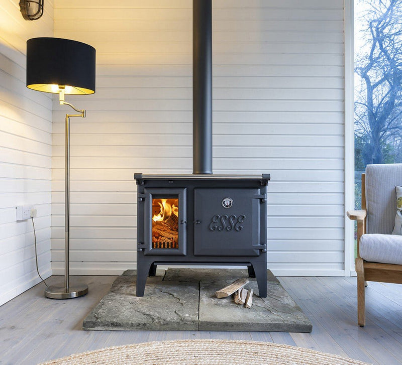 Load image into Gallery viewer, Esse Lightheart Wood Burning Ecodesign Range Cooker garden room
